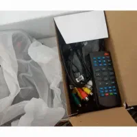 مانیتور پشت صندلی ماشین