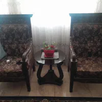 دو دست مبل سلطنتی و راحتی