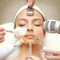 منشی کلینیک زیبایی