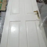 درب اتاق بدون چهار چوب . در سربندر