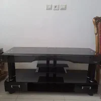 میز تلویزیون سالم بدون خط و خش