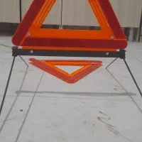 صفحه برش  و لامپ سیار و علائم خطر
