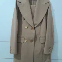 کت و شلوار .
