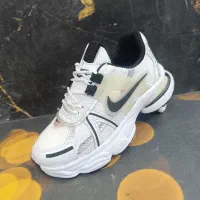 کتونی نایک وی تو کی بچگانه پانو