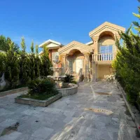 مبلــه کامل(همسایه دید نداره به حیاطت) آهودشت