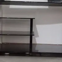 میز تلویزیون شیشه ای