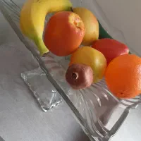 ظرف میوه خوری و ست چاقو و چنگال