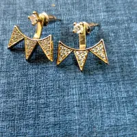 زیورآلات رنگ ثابت