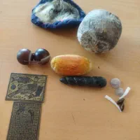 تسبیح و  شی قدیمی
