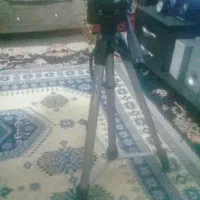 سه پایه دوربین