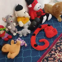 تعدادی عروسک درحد