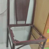 چهار عدد صندلی بدون کفی