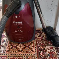 جاروبرقی برقی LG کاملا سالم وتمیز و در حد نو