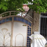 ساختمان-فروشی-دوطبقه