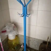 چوب لباسی ایستاده