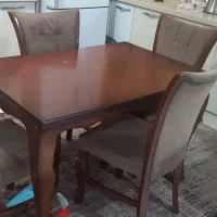 ناهار خوری ۴ نفره