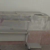 میز کامپیوتر سالم