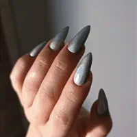 کاشت ناخن