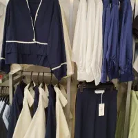 فروشنده پوشاک زنانه