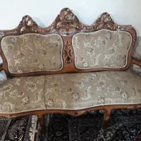مبلمان ۹ نفره همراه با سه میز و میز ناهاخوری ۴ نفر