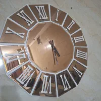۲عدد ساعت دیواری قطر۹۰