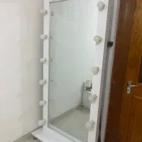 آینه قدی مناسب آرایشگاه و بوتیک