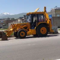 خدمات بیل بکهو مکانیکی لودر