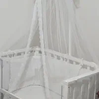 تخت کنار مادر در حد نو.