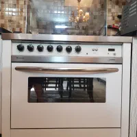 گاز ایتالیایی اصل همراه با فر و جوجه سرخ کن و گریل