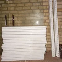 قفسه مغازه و صندلی جک دار سالم