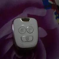 سویچ ماشین،ریموت دار،به رنگ جا کلید سفید