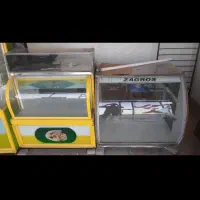 فروش ویترین بزرگ و ۲عدد پاچال