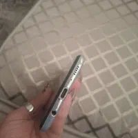 گوشی موبایل در حدنو