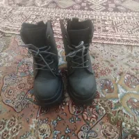 نیم بوت پسرانه سالم و تمیز