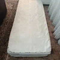 تشک .میز تلویزیون .