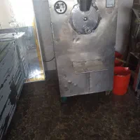 لوازم کامل تولیدی و بستنی فروشی