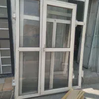 دوعدد پنجره
