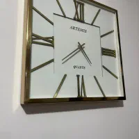 ساعت دیواری