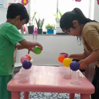 استخدام مربی