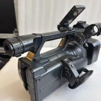 فروش ۱عدد دوربین Nx5 و ۱عدد Ax2000