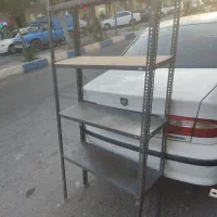 قفسه انباری و مغازه