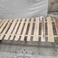 تشک دونفره و کف تخت