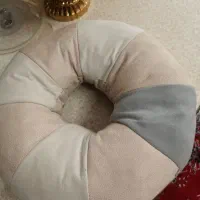 بالشت زیر نشیمن