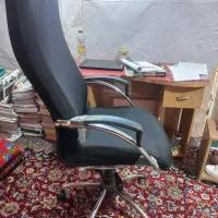 صندلی چرخون