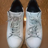کتانی مردانه زارا اصل ویتنام بسبار مرغوب سایز ۴۴