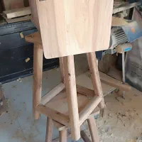 چهارپایه چوبی مقاوم