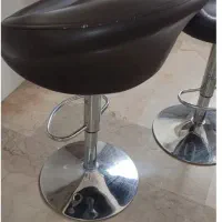 یک عدد صندلی اپن جکدار