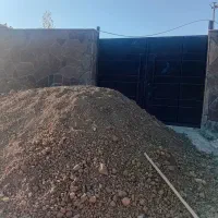 خاک باغچه سیاه کود پوسیده