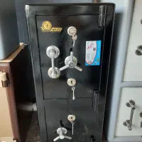 گاوصندوق دو طبقه ارتفاع یک متری در حد نو