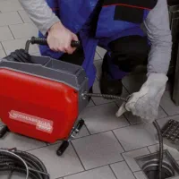 بازکردن لوله فاضلاب و تخلیه چاه کیاشهر و زیبا کنار